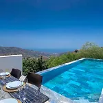 El Solitaire-luxurious Villa-infinity Salt Water Pool-sea Views-jacuzzi Villa Cómpeta