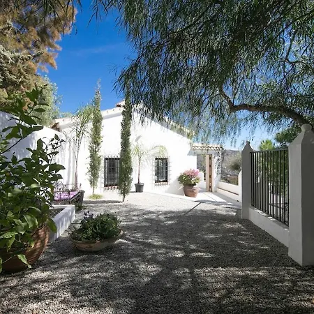 Villa El Solitaire-luxurious Villa-infinity Salt Water Pool-sea Views-jacuzzi *