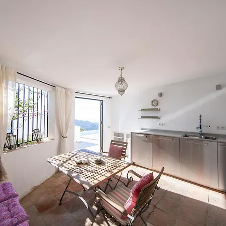 El Solitaire-luxurious Villa-infinity Salt Water Pool-sea Views-jacuzzi Cómpeta
