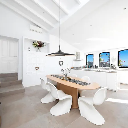 Villa El Solitaire-luxurious Villa-infinity Salt Water Pool-sea Views-jacuzzi Competa